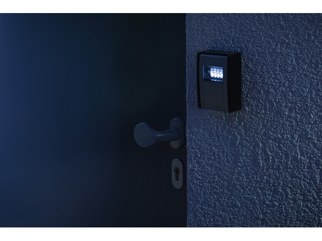 787 LED BIG KEY GARAGE 15533